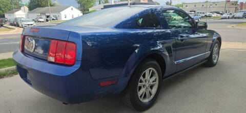 2008 Ford Mustang V6 Deluxe