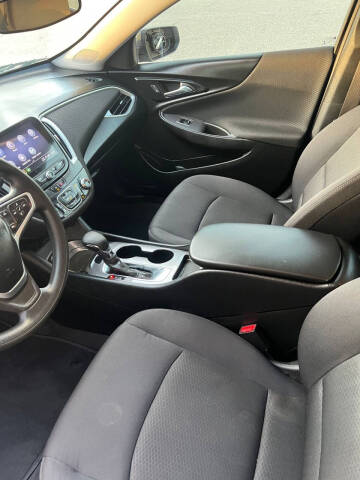 2022 Chevrolet Malibu LS