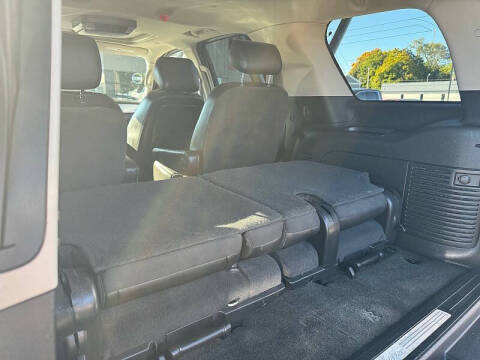 2010 Cadillac Escalade Luxury