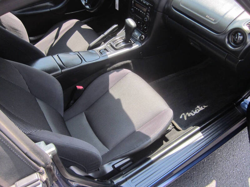 2002 Mazda MX-5 Miata LS