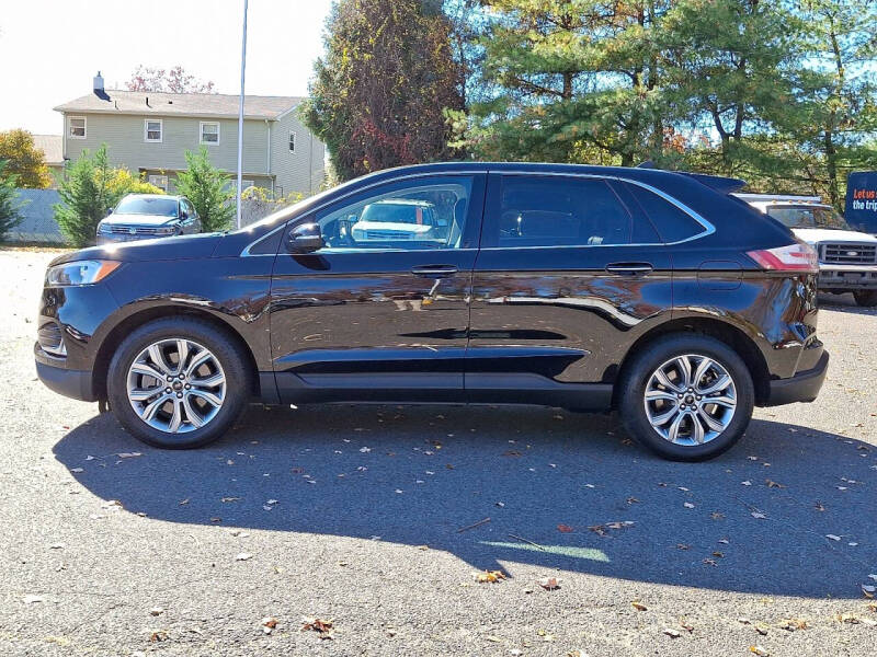 2024 Ford Edge Titanium