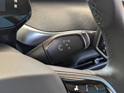 2025 Volkswagen ID. Buzz Pro S Plus