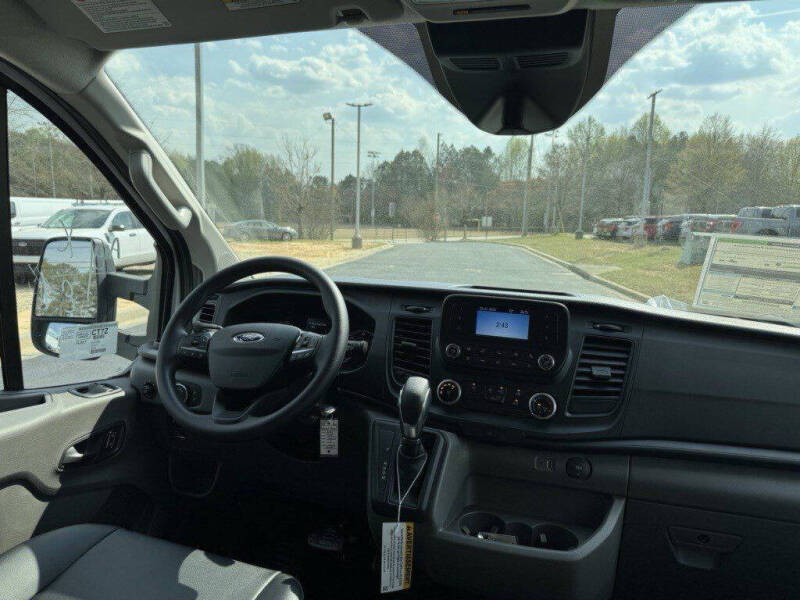 2025 Ford Transit