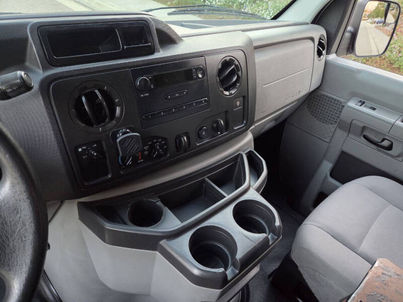 2013 Ford E-Series E-150