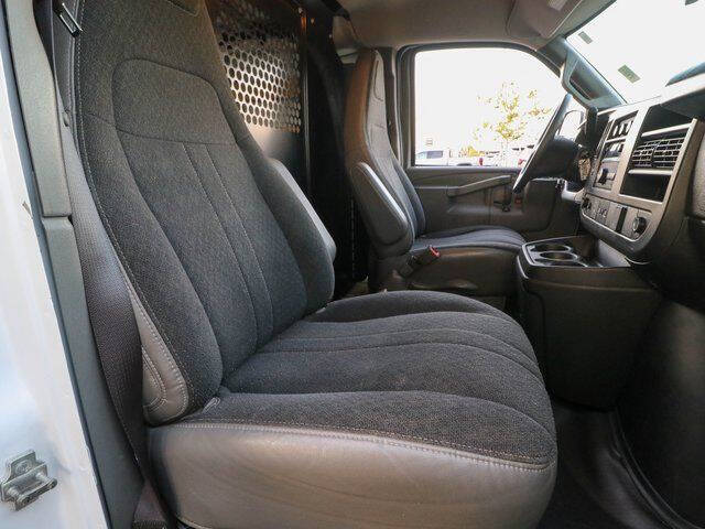 2024 GMC Savana 2500