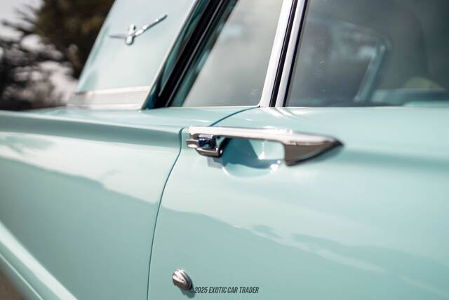 1960 Ford Thunderbird