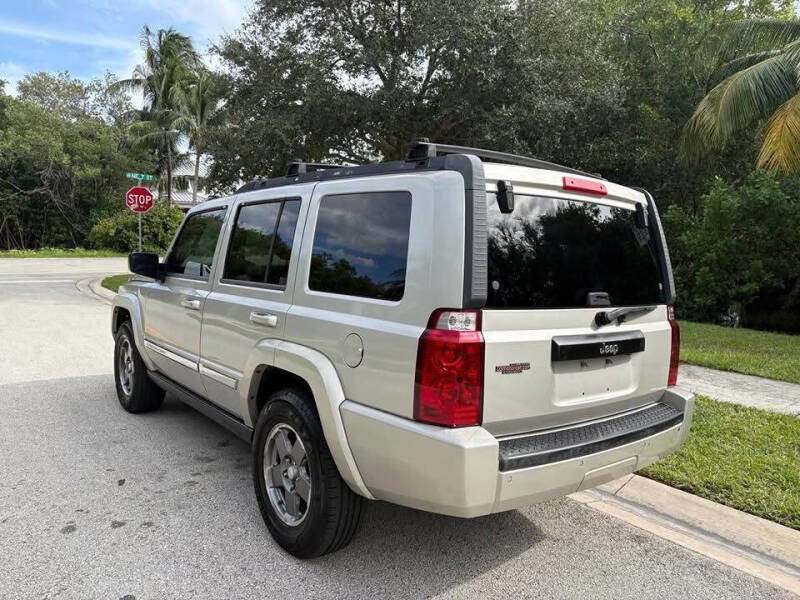 2008 Jeep Commander Sport