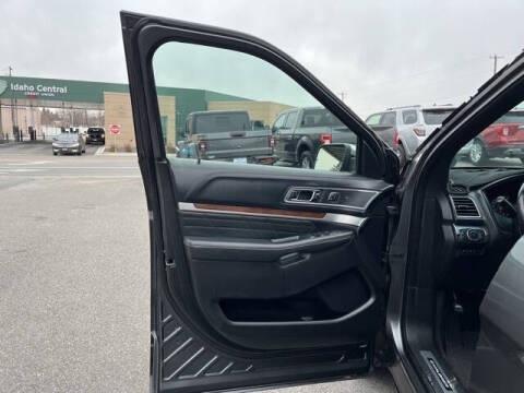 2016 Ford Explorer Platinum