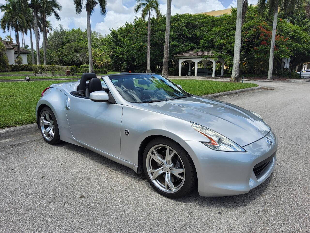 used nissan 370z roadster for sale