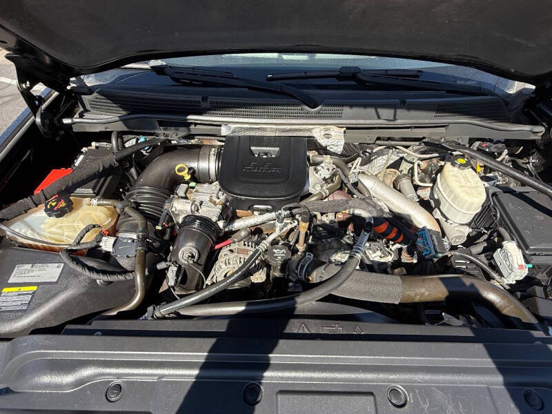 Image 8 of 2015 GMC Sierra 2500HD SLT