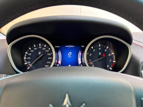 2016 Maserati Ghibli S