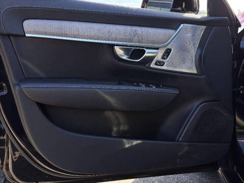 2022 Volvo S90 B6 Inscription