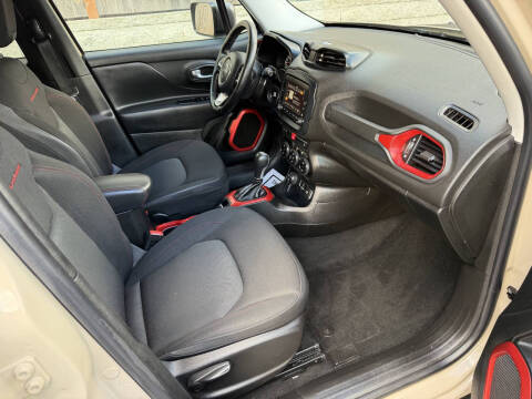 2016 Jeep Renegade Trailhawk