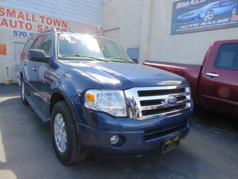 2011 Ford Expedition for sale at Small Town Auto Sales in Hazleton PA