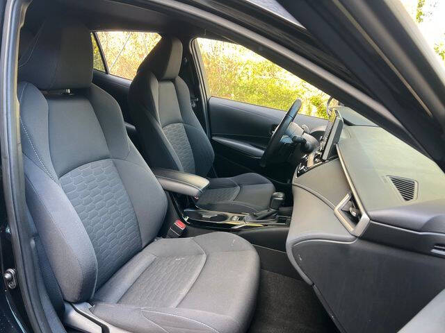 2022 Toyota Corolla Hatchback SE