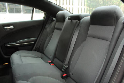 2016 Dodge Charger SE