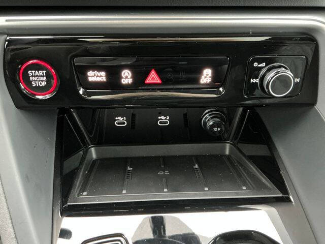 2025 Audi SQ5 quattro Premium Plus TFSI