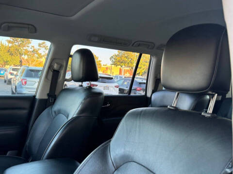 2020 Infiniti QX80 Luxe