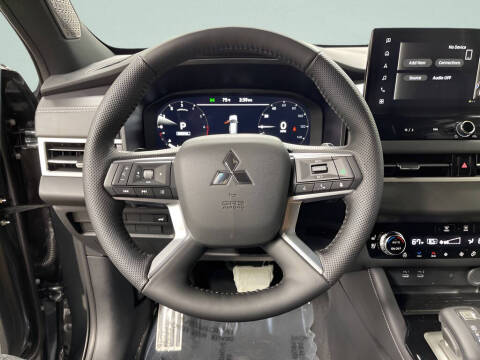 2026 Mitsubishi Outlander Black Edition