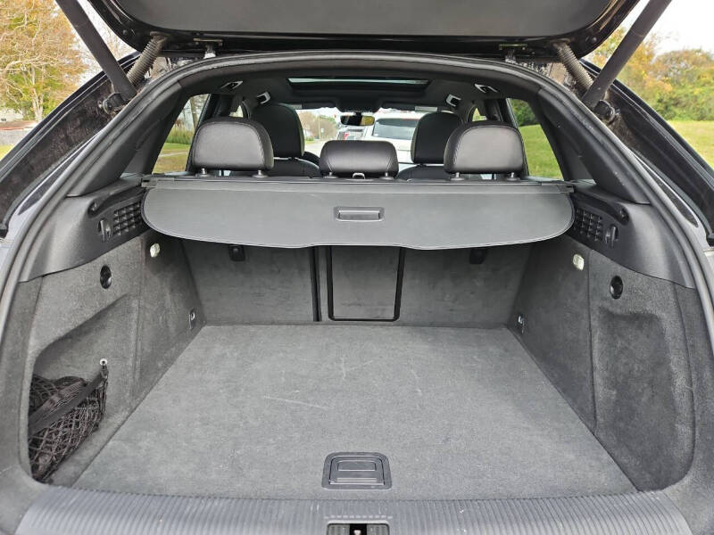 2017 Audi Q3 2.0T Premium Plus