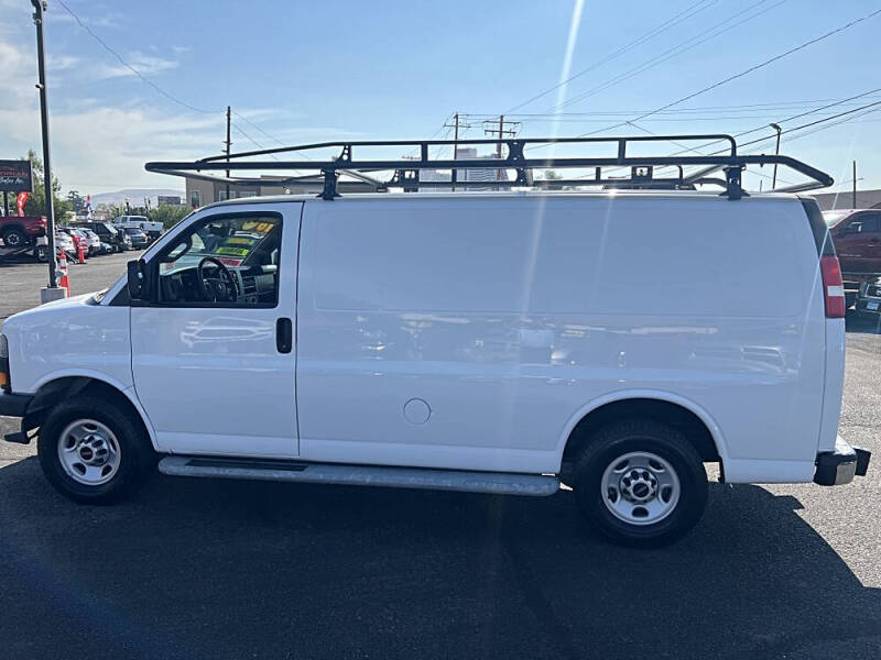 2016 GMC Savana 2500