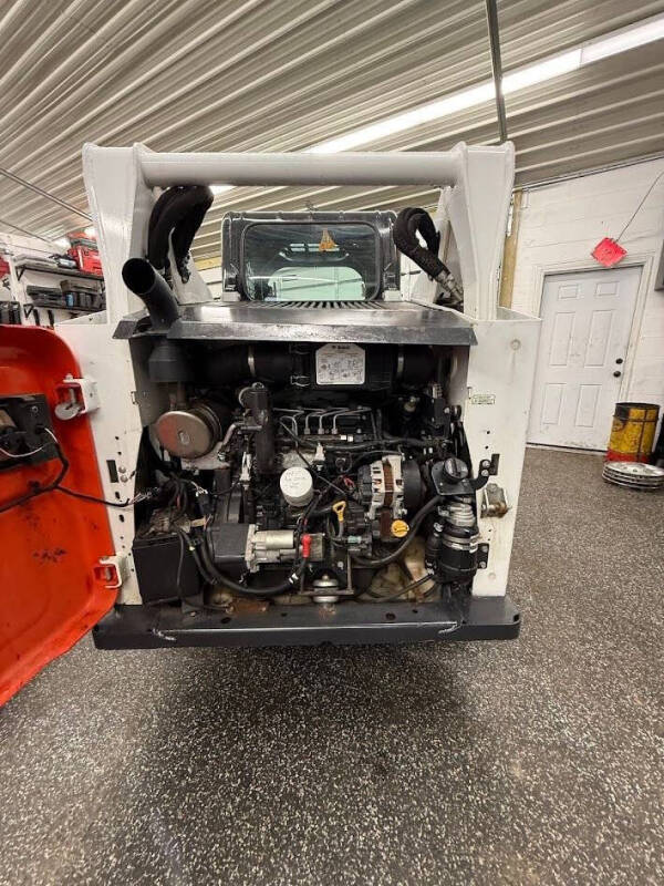 2017 Bobcat S570 Skid Loader