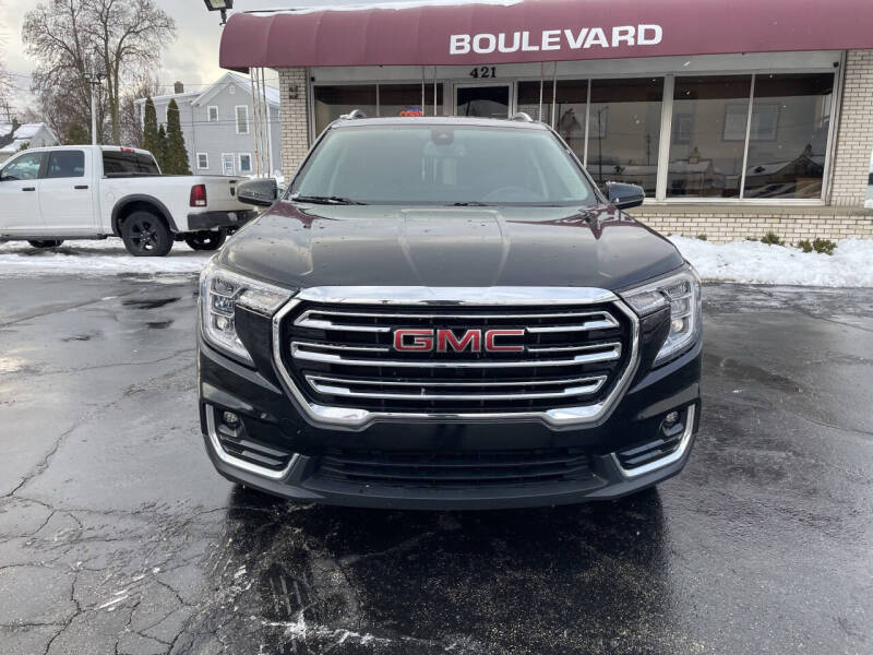 2023 GMC Terrain SLT