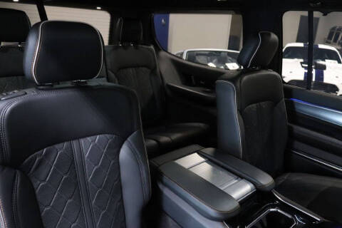 2023 Jeep Grand Wagoneer Series III