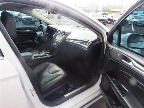 2020 Ford Fusion Hybrid Titanium