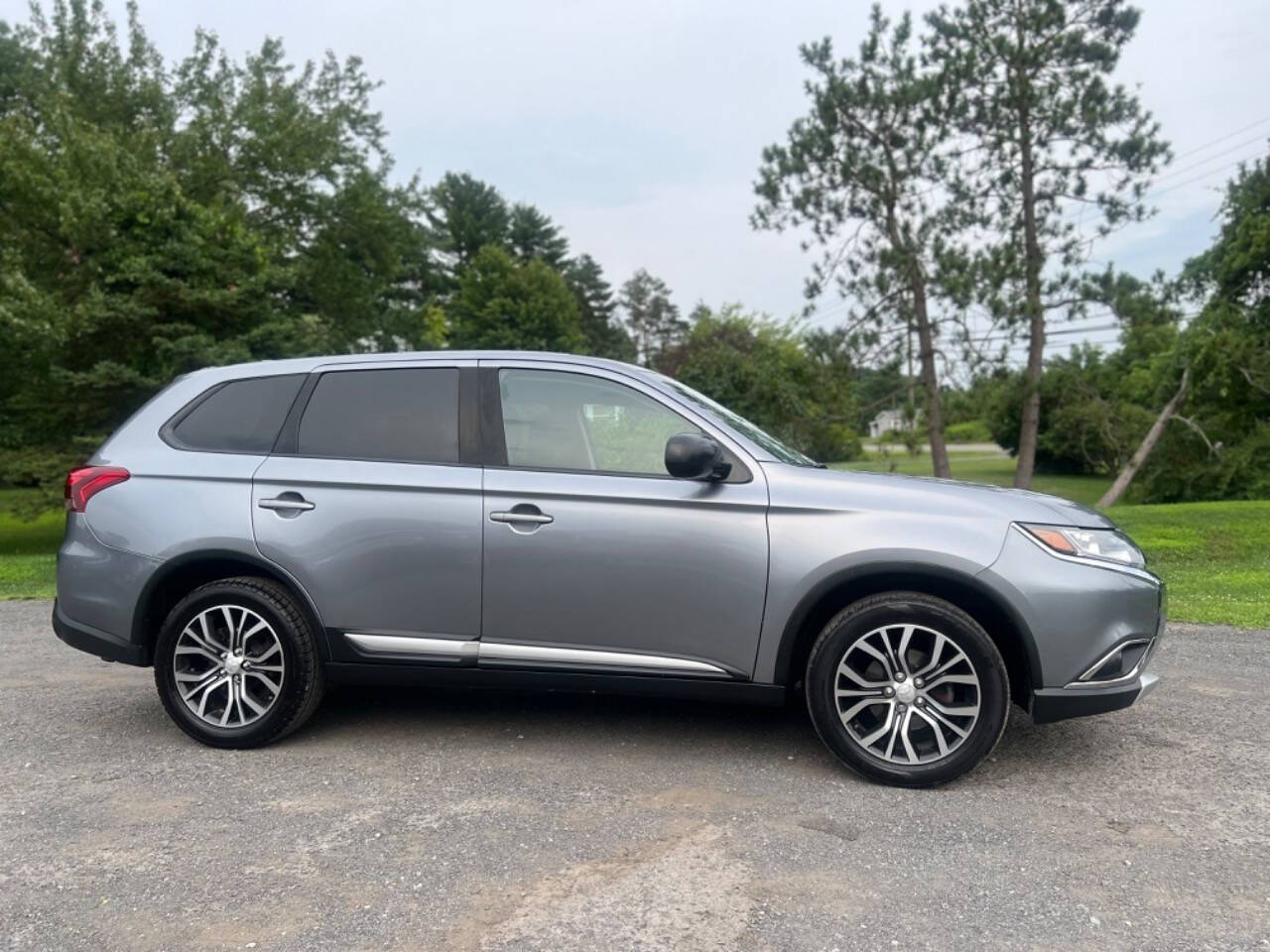 2017 Mitsubishi Outlander for sale at Town Auto Inc in Clifton Park, NY