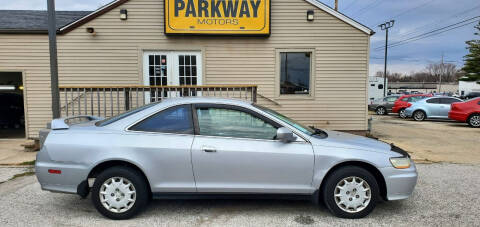 2001 Honda Accord for sale at Parkway Motors in Springfield IL