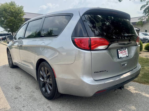 2018 Chrysler Pacifica Touring Plus