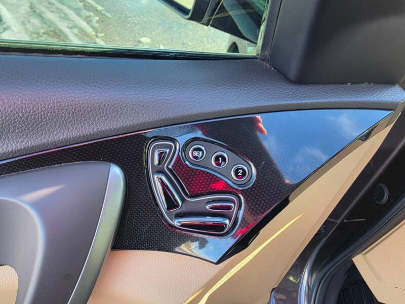 2017 Hyundai Azera Limited