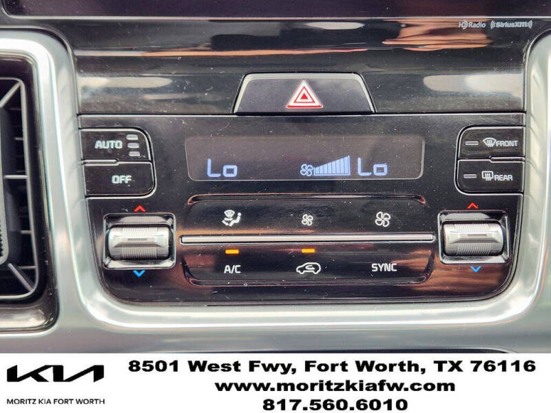 2022 Kia Sorento SX