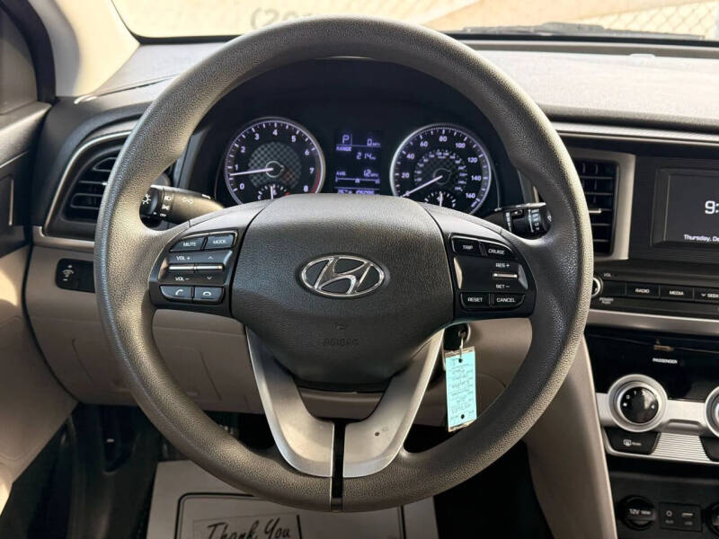 2019 Hyundai Elantra
