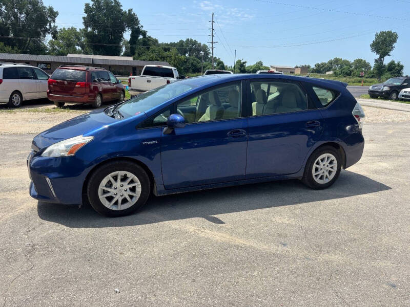 2012 Toyota Prius v Three