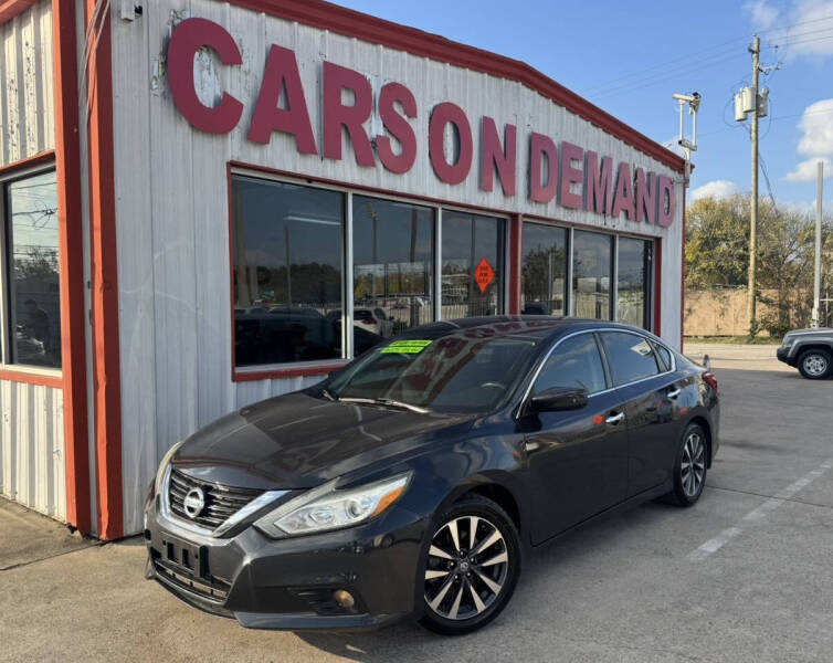 2017 Nissan Altima SV's photo