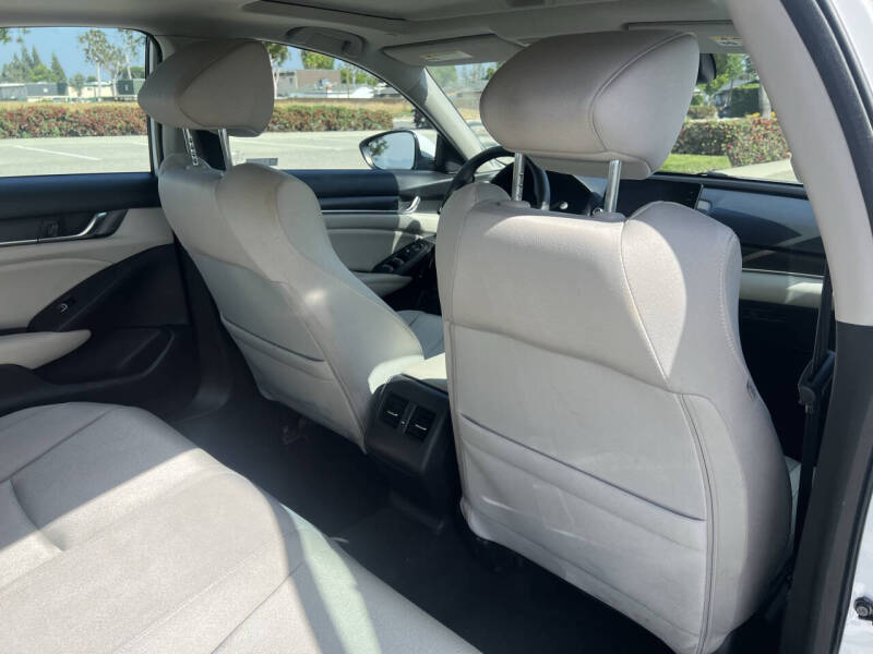 2020 Honda Accord Hybrid EX