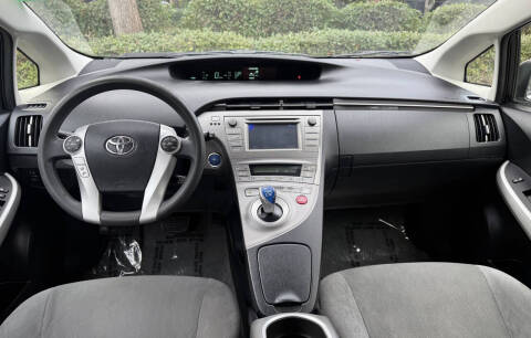 2012 Toyota Prius Two