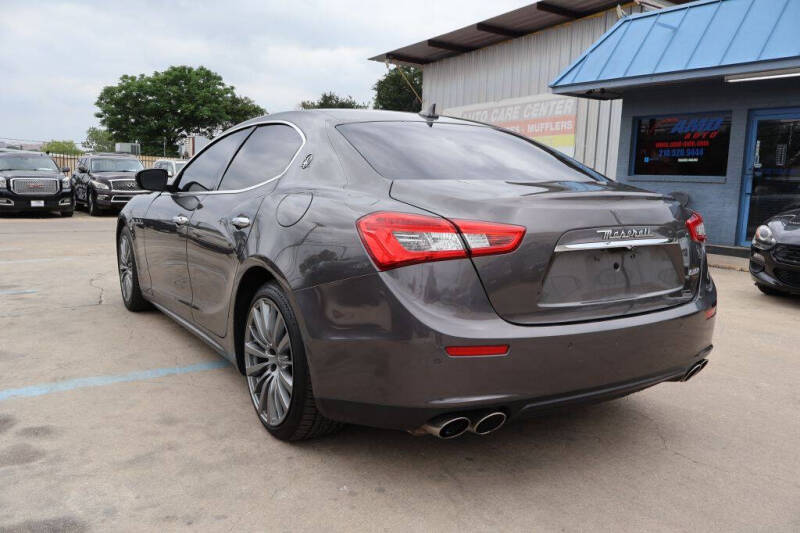 2017 Maserati Ghibli