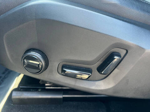 2023 Volvo XC60 B5 Core