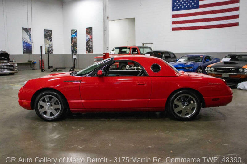 2002 Ford Thunderbird Deluxe