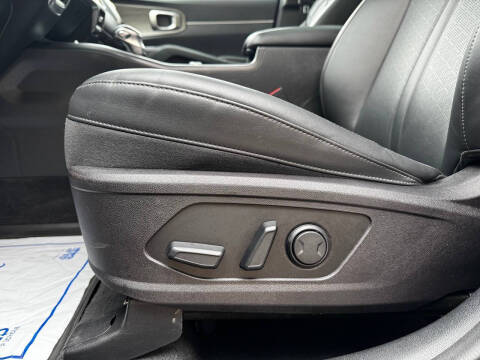 2022 Kia Sorento X-Line S