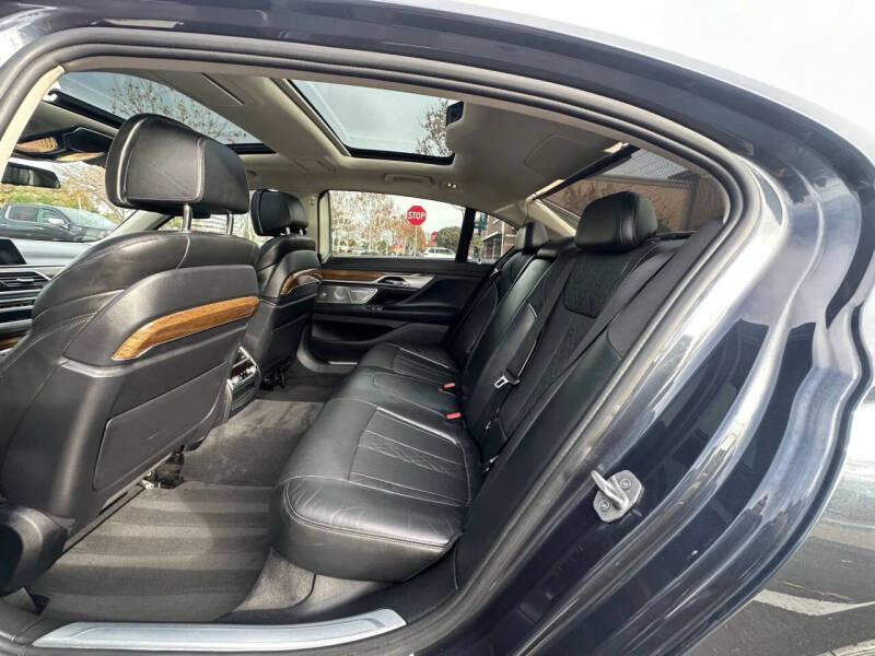 2016 BMW 7 Series 750i xDrive