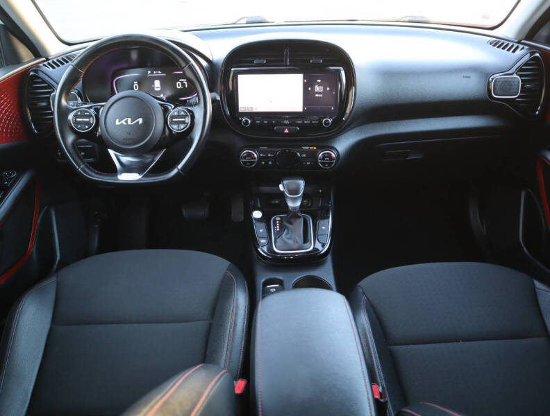 2023 Kia Soul GT-Line