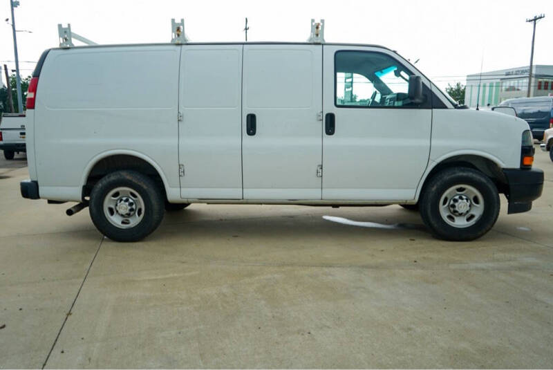 2019 Chevrolet Express 2500