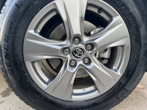 2023 Toyota RAV4 Hybrid XLE