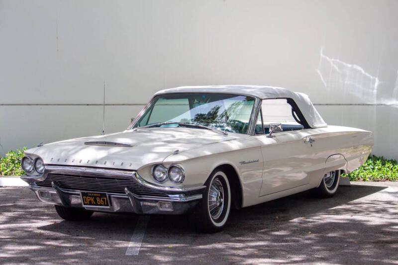 1964 Ford Thunderbird