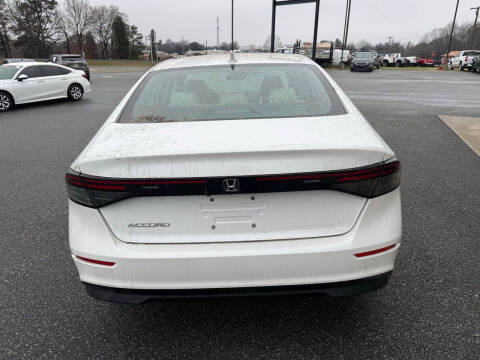 2025 Honda Accord LX