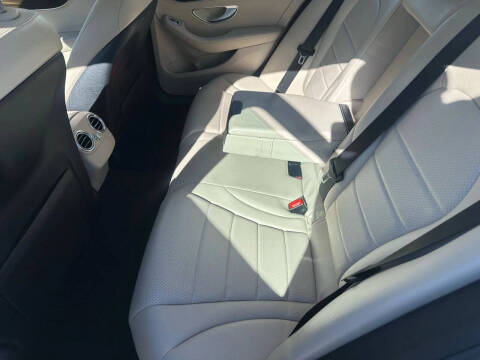 2016 Mercedes-Benz C-Class